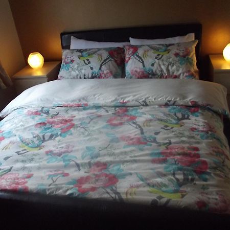Broad Oaks B&B Solihull Bagian luar foto