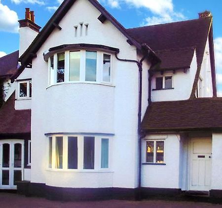 Broad Oaks B&B Solihull Bagian luar foto
