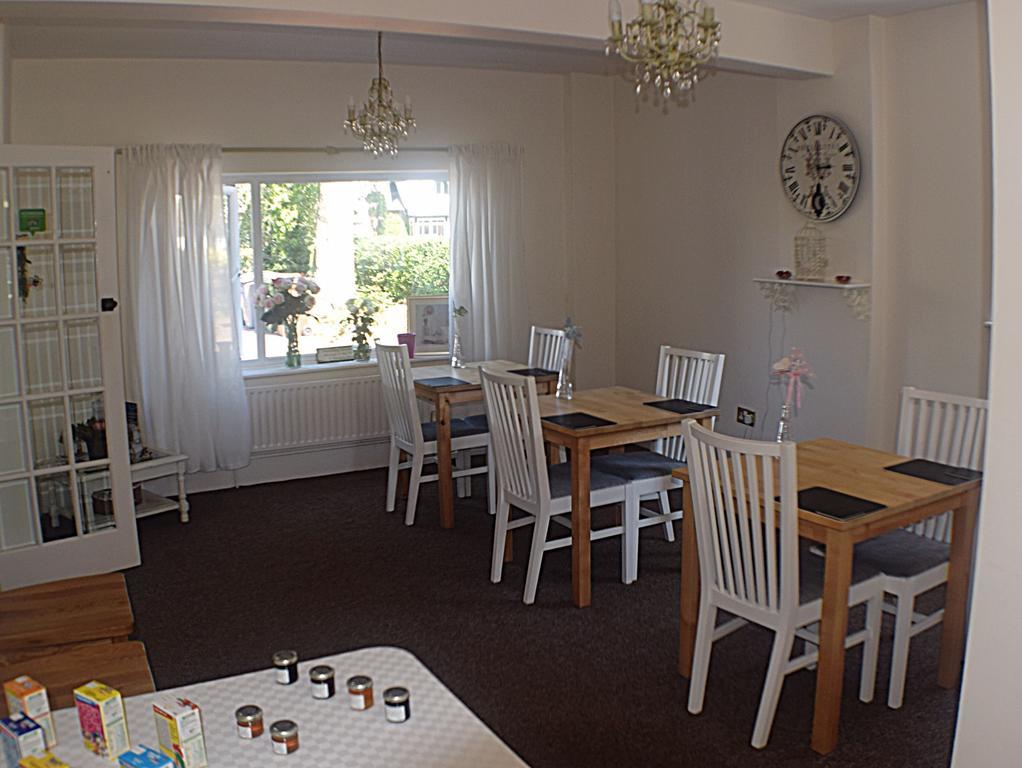Broad Oaks B&B Solihull Bagian luar foto