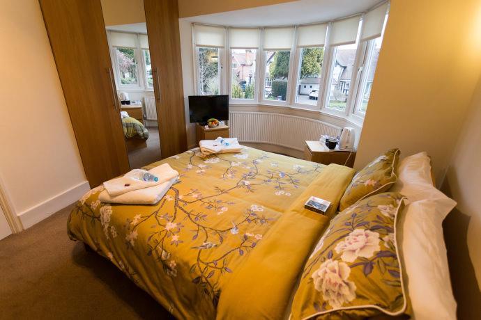 Broad Oaks B&B Solihull Bagian luar foto